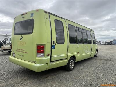 2007 Ford E-450 SD Shuttle Bus - Photo 6 - Stockton, CA 95205