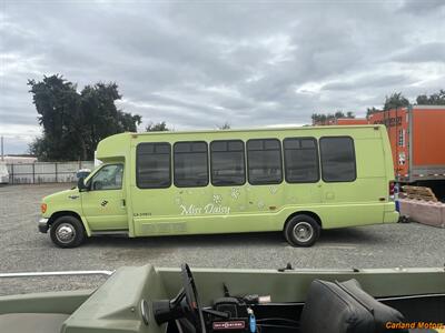 2007 Ford E-450 SD Shuttle Bus - Photo 3 - Stockton, CA 95205