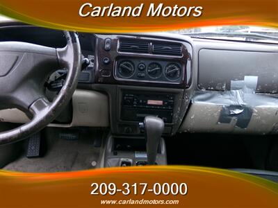 2003 Mitsubishi Montero Sport Limited   - Photo 15 - Stockton, CA 95205