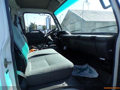 2000 Isuzu NPR BOX w/Lift - Photo 13 - Stockton, CA 95205