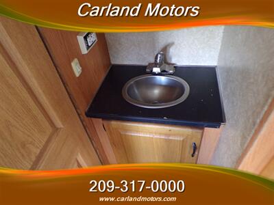 2007 Ford E-Series RV E-350 SD   - Photo 31 - Stockton, CA 95205