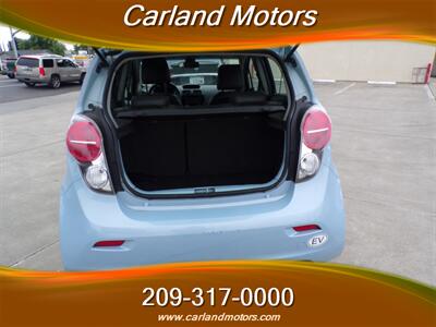 2015 Chevrolet Spark EV 2LT - Photo 25 - Stockton, CA 95205