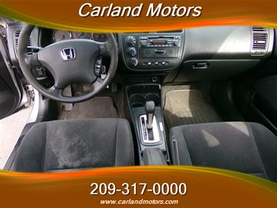 2004 Honda Civic LX - Photo 12 - Stockton, CA 95205