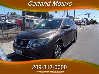2015 Nissan Pathfinder S   - Photo 1 - Stockton, CA 95205