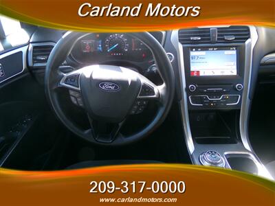 2018 Ford Fusion SE   - Photo 18 - Stockton, CA 95205