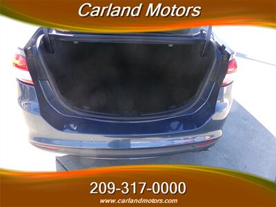 2018 Ford Fusion SE   - Photo 22 - Stockton, CA 95205