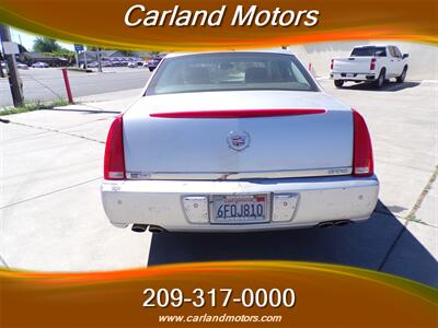 2009 Cadillac DTS Luxury Collection 5-Passenger   - Photo 6 - Stockton, CA 95205
