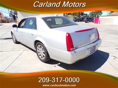 2009 Cadillac DTS Luxury Collection 5-Passenger   - Photo 5 - Stockton, CA 95205