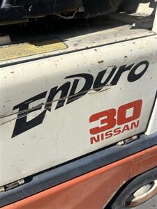 1984 Nissan Forklift Enduro C1 3F 475 Three-stage mast - Photo 6 - Stockton, CA 95205
