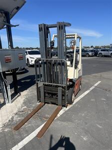 1984 Nissan Forklift Enduro C1 3F 475 Three-stage mast - Photo 4 - Stockton, CA 95205
