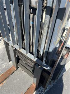 1984 Nissan Forklift Enduro C1 3F 475 Three-stage mast - Photo 9 - Stockton, CA 95205