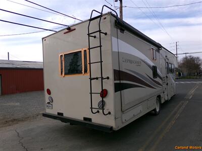 2017 Ford E-Series RV E-450 - Photo 8 - Stockton, CA 95205