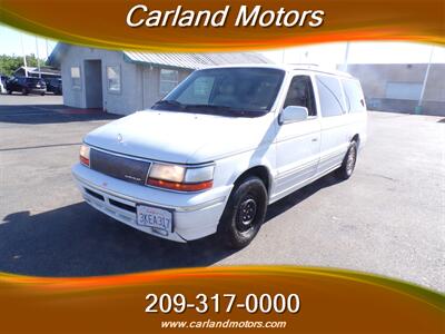 1995 Chrysler Town and Country   - Photo 1 - Stockton, CA 95205