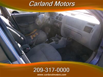 2003 Kia Rio (EZ FINANCING)   - Photo 19 - Stockton, CA 95205