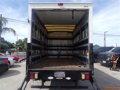 2017 Chevrolet Express 3500 Box Cargo - Photo 22 - Stockton, CA 95205