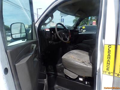 2017 Chevrolet Express 3500 Box Cargo - Photo 10 - Stockton, CA 95205