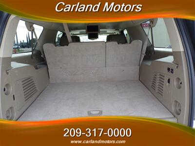 2016 GMC Yukon XL SLT   - Photo 30 - Stockton, CA 95205