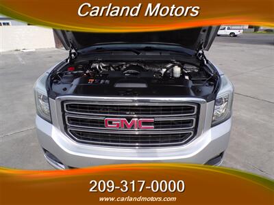 2016 GMC Yukon XL SLT   - Photo 11 - Stockton, CA 95205