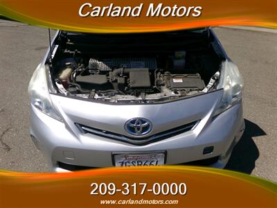 2014 Toyota Prius v Three   - Photo 17 - Stockton, CA 95205