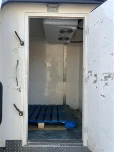 2015 Freightliner Sprinter 2500 w/cooler reefer 2500 - Photo 17 - Stockton, CA 95205