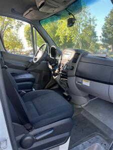 2015 Freightliner Sprinter 2500 w/cooler reefer 2500 - Photo 11 - Stockton, CA 95205