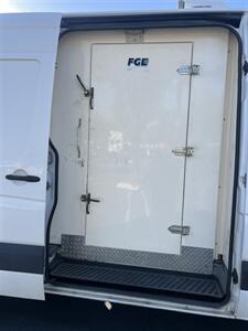 2015 Freightliner Sprinter 2500 w/cooler reefer 2500 - Photo 18 - Stockton, CA 95205
