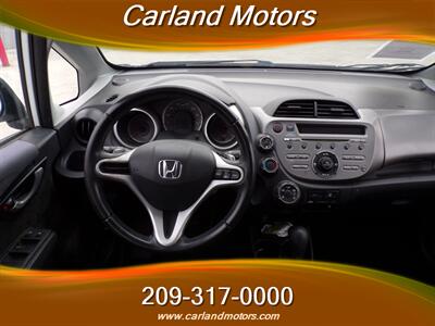 2010 Honda Fit Sport   - Photo 16 - Stockton, CA 95205