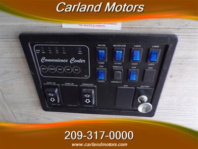 2023 Heartland Shadow Shadow Cruiser RV ID280QBS   - Photo 19 - Stockton, CA 95205