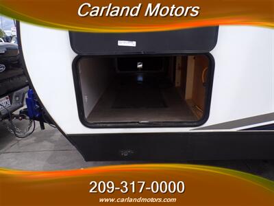 2023 Heartland Shadow Shadow Cruiser RV ID280QBS   - Photo 41 - Stockton, CA 95205