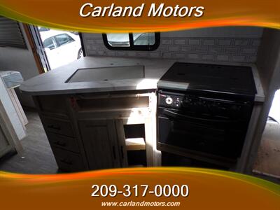 2023 Heartland Shadow Shadow Cruiser RV ID280QBS   - Photo 23 - Stockton, CA 95205