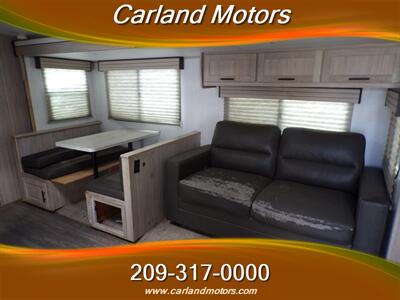 2023 Heartland Shadow Shadow Cruiser RV ID280QBS   - Photo 18 - Stockton, CA 95205