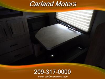2023 Heartland Shadow Shadow Cruiser RV ID280QBS   - Photo 34 - Stockton, CA 95205