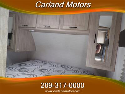 2023 Heartland Shadow Shadow Cruiser RV ID280QBS   - Photo 21 - Stockton, CA 95205