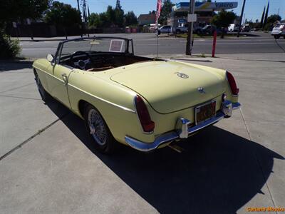 1963 MG MGB Roadster Convertible - Photo 6 - Stockton, CA 95205