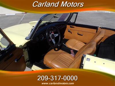 1963 MG MGB Roadster Convertible   - Photo 16 - Stockton, CA 95205