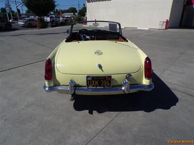 1963 MG MGB Roadster Convertible - Photo 7 - Stockton, CA 95205