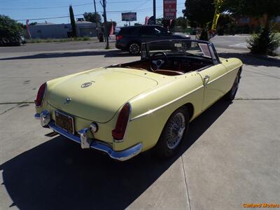 1963 MG MGB Roadster Convertible - Photo 8 - Stockton, CA 95205