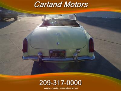 1963 MG MGB Roadster Convertible - Photo 6 - Stockton, CA 95205