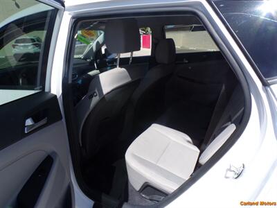 2019 Hyundai TUCSON SE - Photo 14 - Stockton, CA 95205