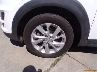 2019 Hyundai TUCSON SE - Photo 10 - Stockton, CA 95205