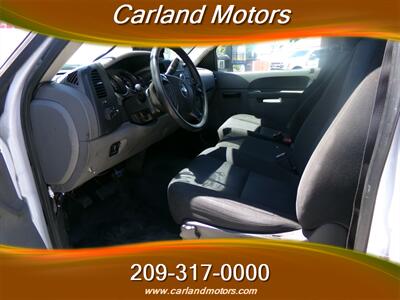 2013 Chevrolet Silverado 3500HD Work Truck   - Photo 16 - Stockton, CA 95205
