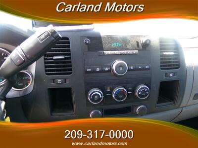 2013 Chevrolet Silverado 3500HD Work Truck   - Photo 21 - Stockton, CA 95205