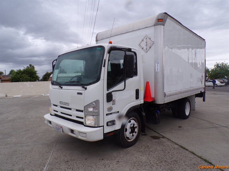 2014 Isuzu NRR W/Liftgate   - Photo 1 - Stockton, CA 95205