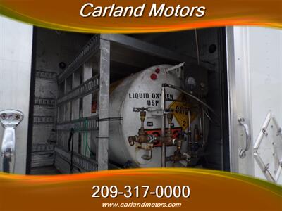 2014 Isuzu NRR w/Liftgate   - Photo 21 - Stockton, CA 95205