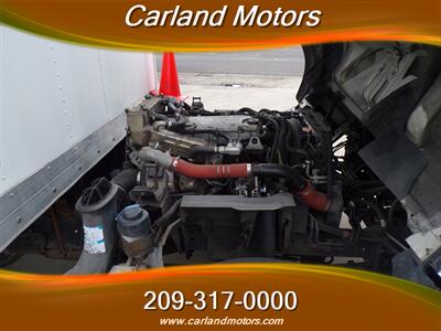 2014 Isuzu NRR w/Liftgate   - Photo 32 - Stockton, CA 95205