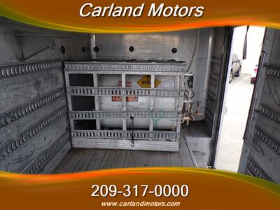 2014 Isuzu NRR w/Liftgate   - Photo 24 - Stockton, CA 95205