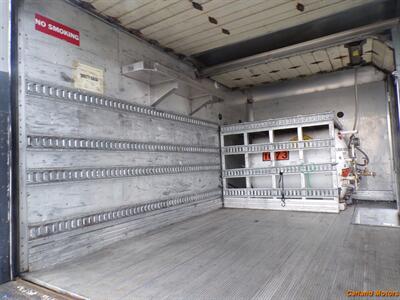 2014 Isuzu NRR W/Liftgate   - Photo 19 - Stockton, CA 95205