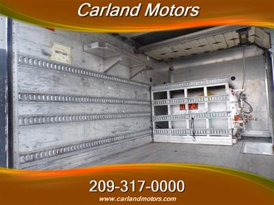 2014 Isuzu NRR w/Liftgate   - Photo 19 - Stockton, CA 95205