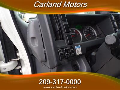 2014 Isuzu NRR w/Liftgate   - Photo 9 - Stockton, CA 95205