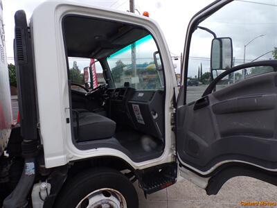 2014 Isuzu NRR W/Liftgate   - Photo 27 - Stockton, CA 95205